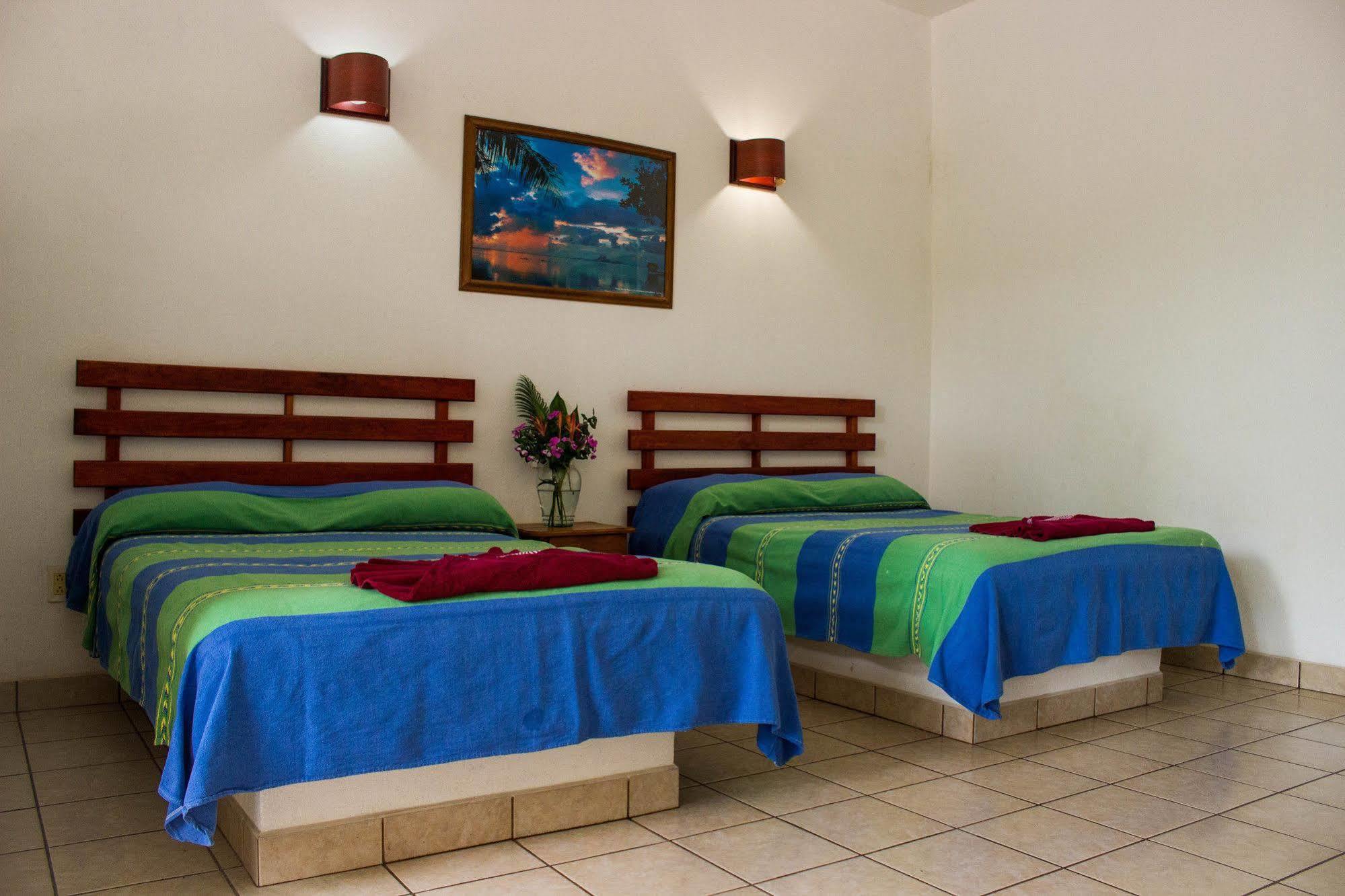 Hotel & Suites Punta Esmeralda Puerto Escondido  Zewnętrze zdjęcie